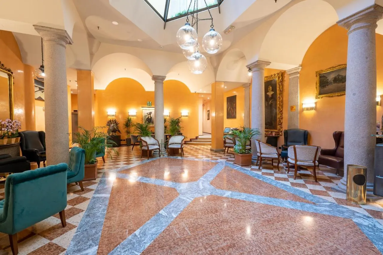 ****  Hotel Regina Milano İtalya