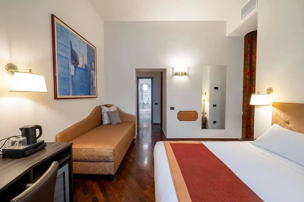 Hotel Regina Milano İtalya