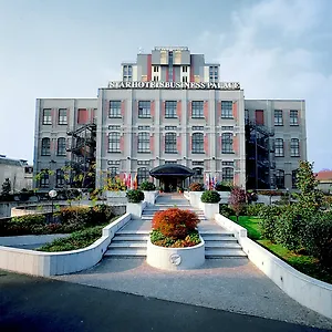 星际商务宫殿酒店 **** 米兰
